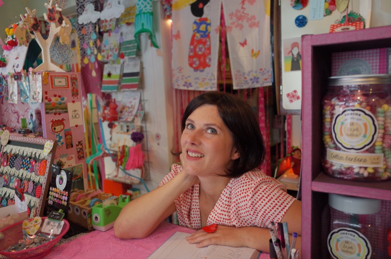 association-CIPIERES-min_shop_woman_craft_business_color-135528